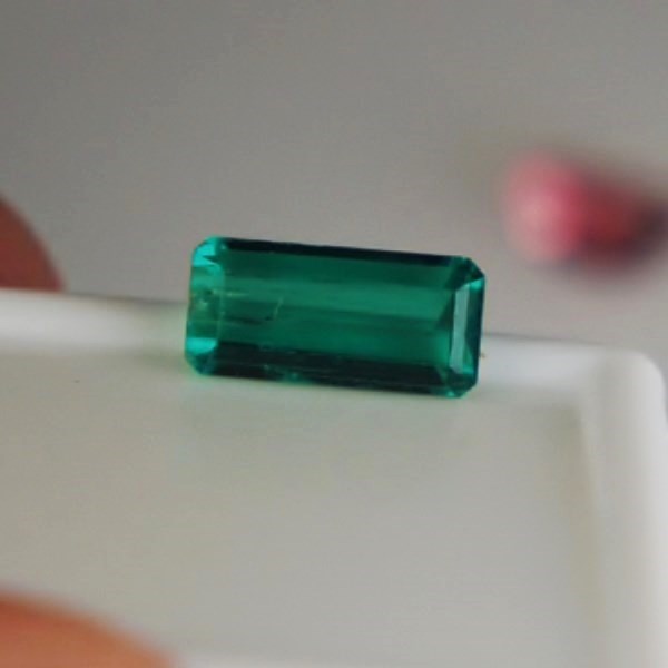 Super Nice Color Natural Colombian Emerald 1.22 ct  Litnon.com