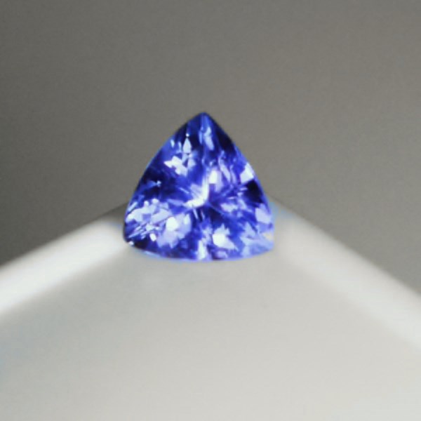 Color and Quality Trillion Cut Blue Tanzanite 1.35 ct  Litnon.com