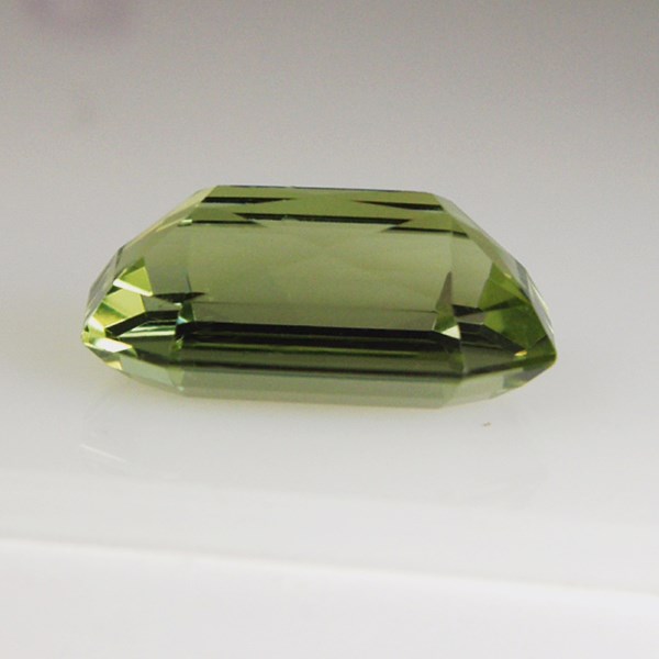 Clean, Bright and Big Gem Quality Heliodor Beryl Brazil 30.32 ct  Litnon.com