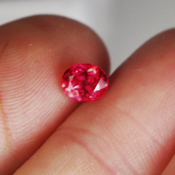  Special Color Bright Red Natural Spinel Tanzania  Litnon.com