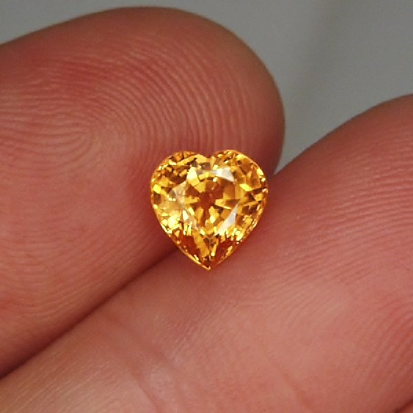 Top Gem Color and Fire Mandarin Spessartite Garnet 2.40ct  Litnon.com