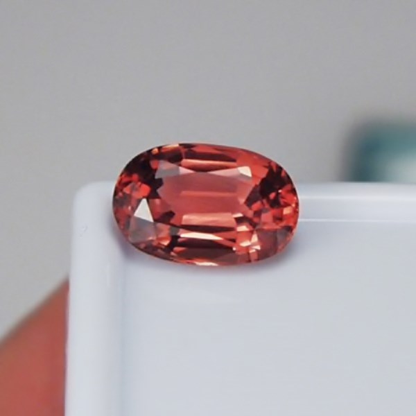 Bright & Pretty! Unusual Color Burmese Spinel 2.72 ct  Litnon.com