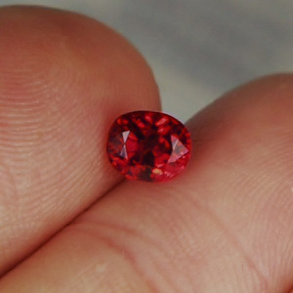  Special Color Bright Red Natural Spinel Tanzania  Litnon.com
