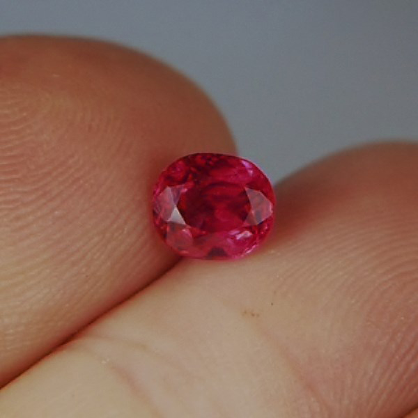 Special Color! Bright Red Natural Mahenge Spinel Tanzania   Litnon.com
