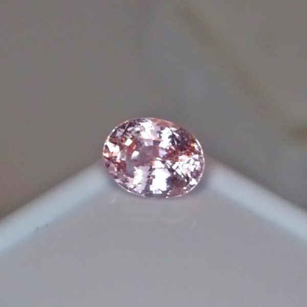 GIA Certified! Unheated Padparadscha Sapphire Sri Lanka 2.23 ct  Litnon.com