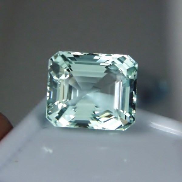 Old Stock & Bright! Untreated Natural Aquamarine India 7.79 ct  Litnon.com