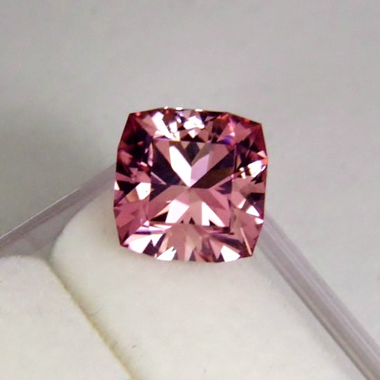 Bright! USA Cut Pink Tourmaline Nigeria 3.40 ct Duplicate Template Litnon.com