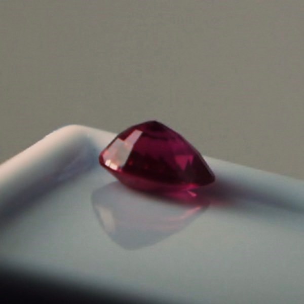 Fine Red Color Natural Burmese Ruby 0.71 ct  Litnon.com