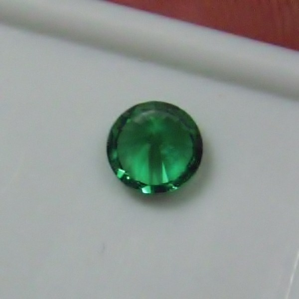 Color Clean and Brilliant Natural Colombian Emerald  Litnon.com