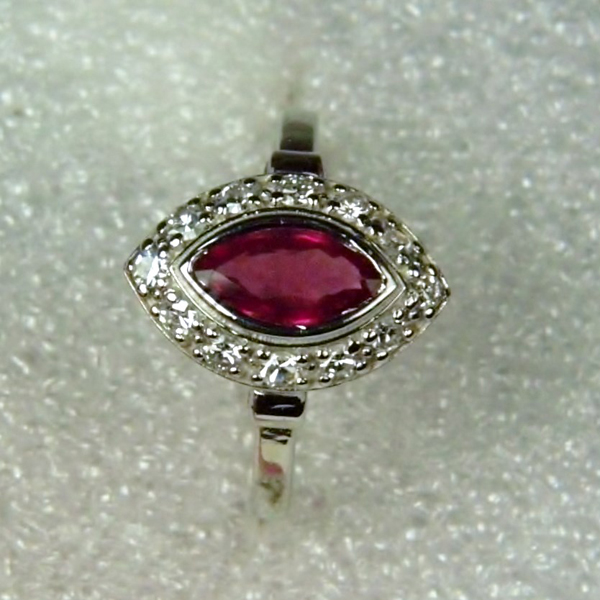 Natural Ruby and Diamond 14 kt Ring  Litnon.com