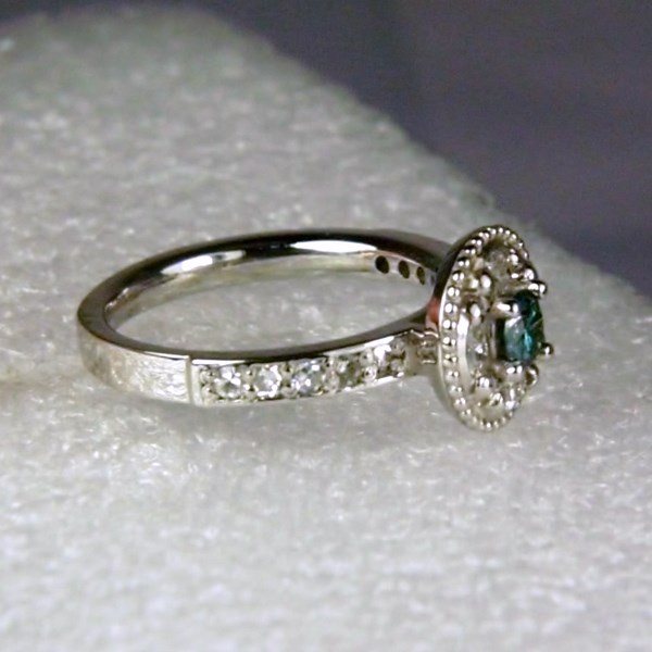 Blue Diamond 14 kt White Gold Ring 1.15 ct tw  Litnon.com