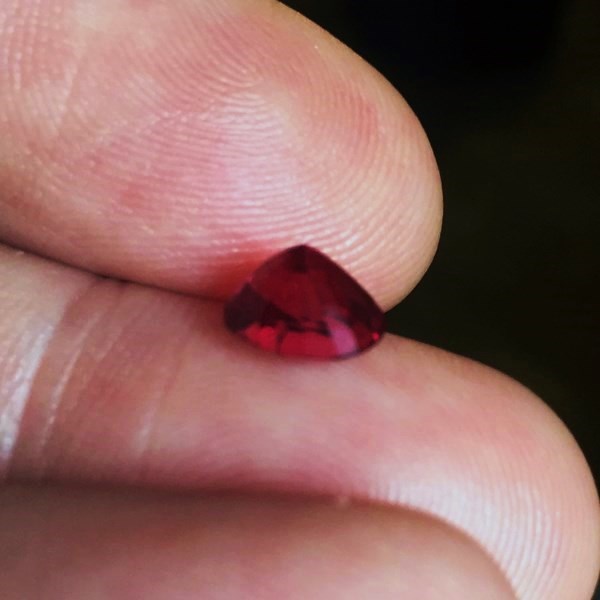 Quality! X-tra Fine Red Burmese Spinel  2.06 ct  Litnon.com