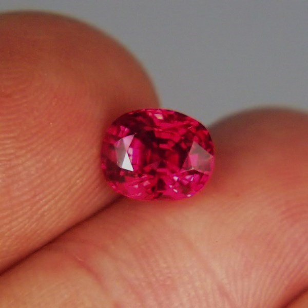Quality! X-tra Fine Red Burmese Spinel  2.06 ct  Litnon.com