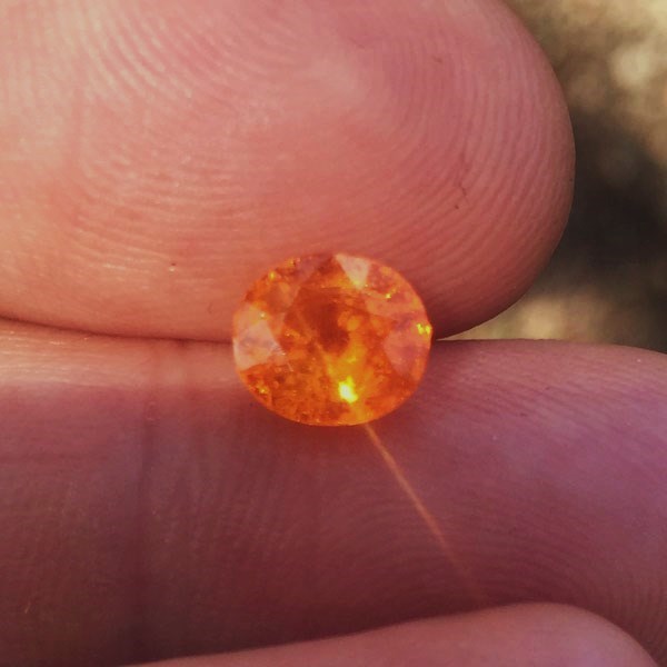 Color & Fire! Orange Mandarin Spessartite Garnet 2.26 ct  Litnon.com