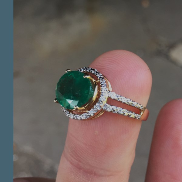 Fine Color! Colombian Emerald & Diamond Ring 14 kt  Litnon.com
