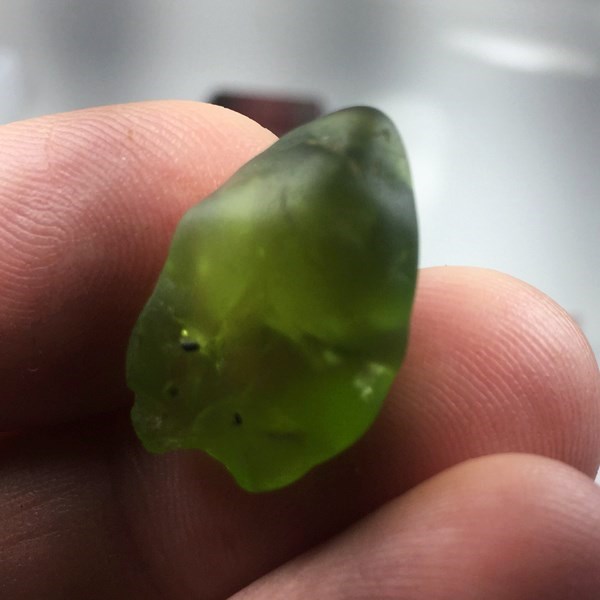 Big Fine Color and Clean Peridot Facet Rough Arizona 24.34 ct  Litnon.com
