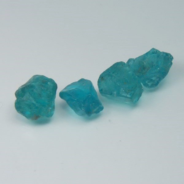 Old Stock Apatite Facet Rough Madagascar 18.72 ct  Litnon.com