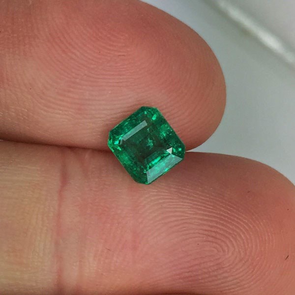 Great Color Natural Zambian Emerald 1.30 ct  Litnon.com