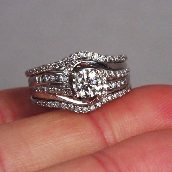 Estate Ladies I4 KT Diamond Engagement Ring and Guards  Litnon.com