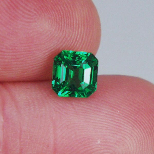 Quality Ideal Color Chrome Green Tsavorite Kenya 2.32 ct  Litnon.com