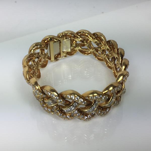 Estate High Quality 18 kt Gold Bracelet With 20+ Carats Of Diamonds  Litnon.com