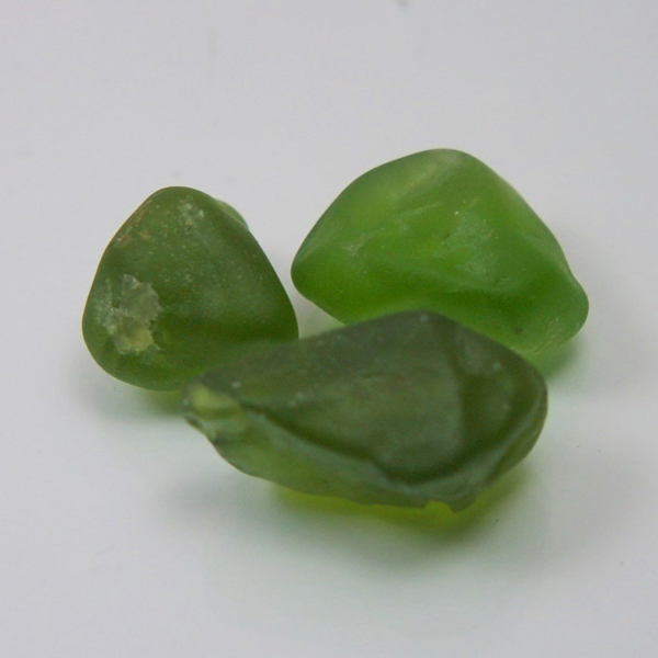 Big Fine Color and Clean Arizona Peridot Facet Rough 50.57 ct  Litnon.com