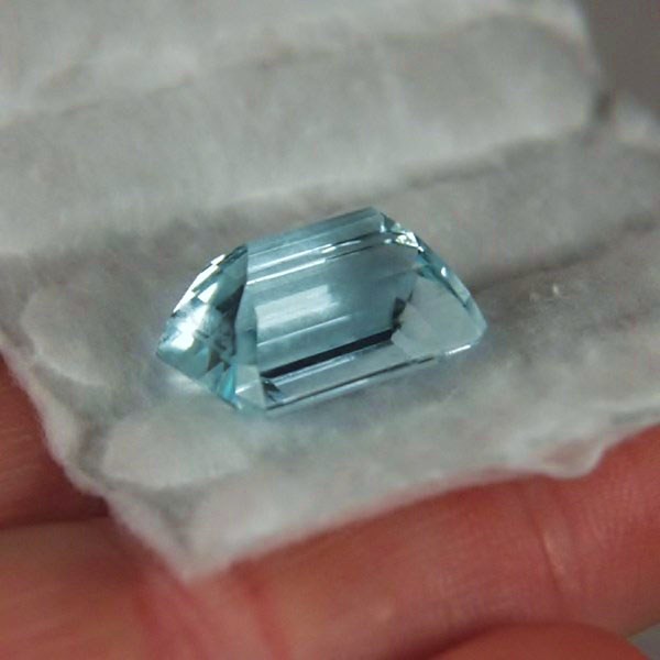 Nice Color and Quality Old Stock Aquamarine Brazil 16.60 ct  Litnon.com