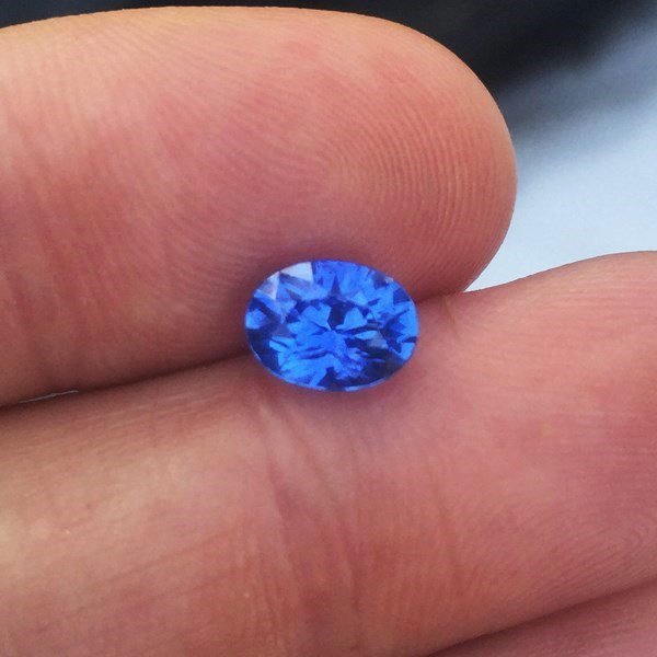 Bright & Pretty! Fine Color Ceylon Blue Sapphire 2.26 ct  Litnon.com