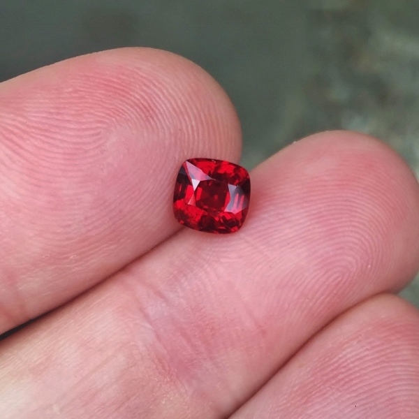 Crimson Red! Natural Burmese Spinel 1.59 ct GL Litnon.com