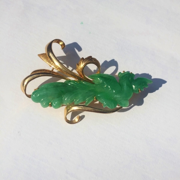 Antique - Vintage Carved Burmese Jadeite Rooster Brooch 14kt  Litnon.com