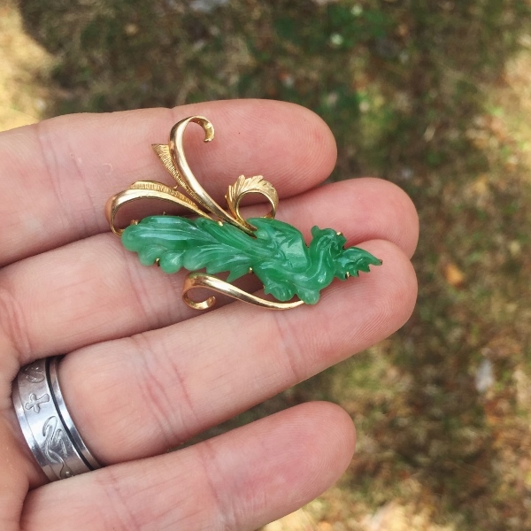 Antique - Vintage Carved Burmese Jadeite Rooster Brooch 14kt  Litnon.com