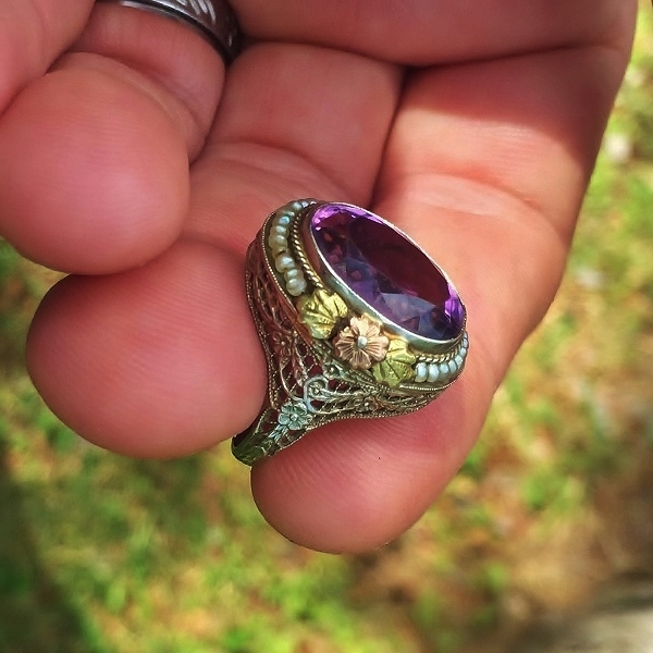 Antique 14 kt Tri - Color Gold Filigree Amethyst Seed Pearl Ring  Litnon.com
