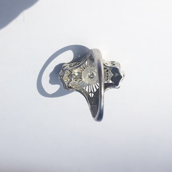 Antique 18kt White Gold Filigree Diamond Ring  Litnon.com