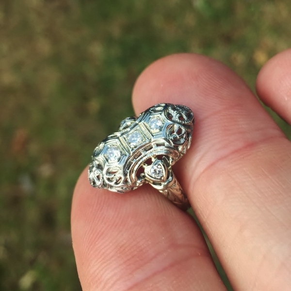Antique 18kt White Gold Filigree Diamond Ring  Litnon.com