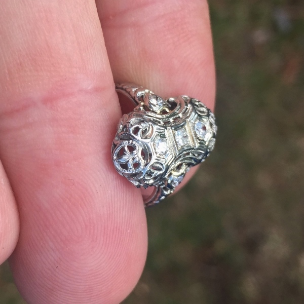 Antique 18kt White Gold Filigree Diamond Ring  Litnon.com