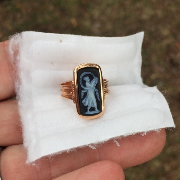 Antique Victorian Era Sardonx Cameo 14 kt Rose Gold Ring  Litnon.com