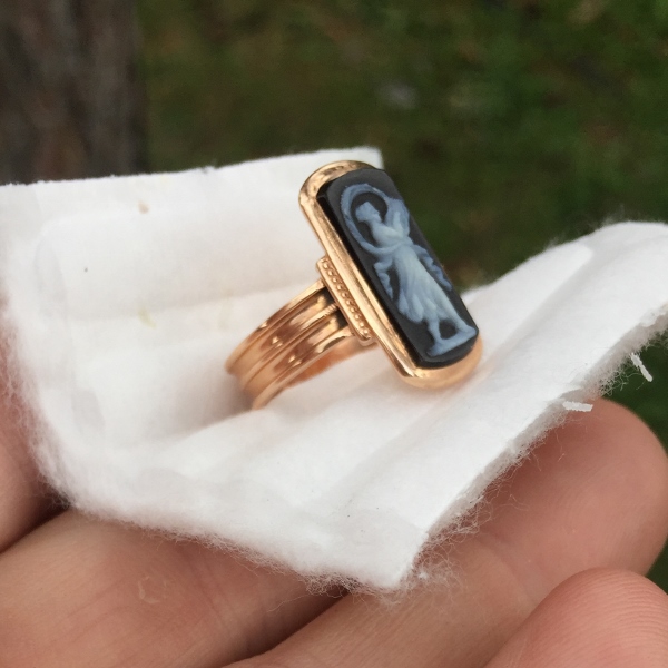 Antique Victorian Era Sardonx Cameo 14 kt Rose Gold Ring  Litnon.com