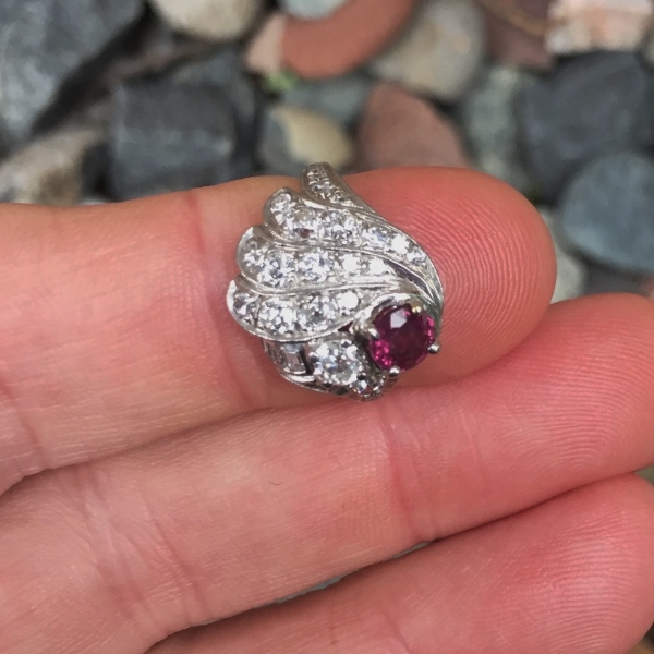 Vintage 14 kt Diamond and Ruby Ring  Litnon.com