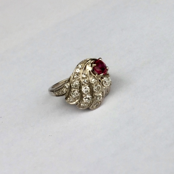 Vintage 14 kt Diamond and Ruby Ring  Litnon.com