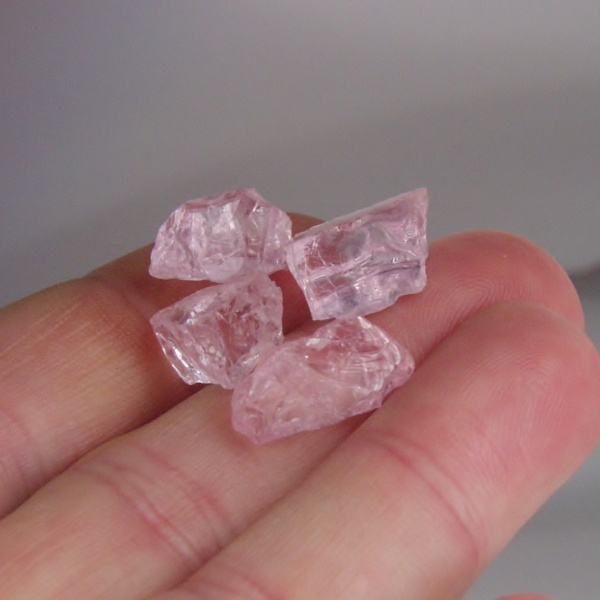 Pure Pink Morganite Clean Facet Rough Nigeria 35.80 ct  Litnon.com