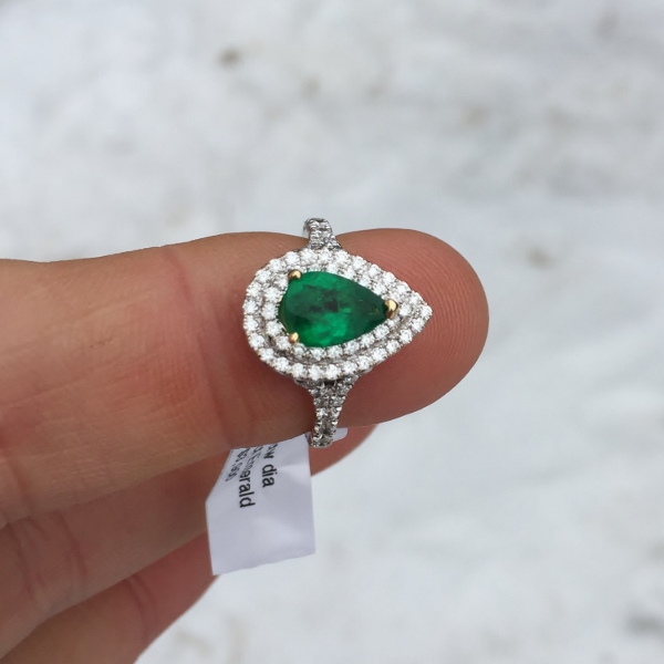 Quality Zambian Emerald Diamond 18kt Ring  Litnon.com