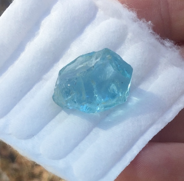 Nice Color Clean Aquamarine Facet Rough Nigeria 27.97 ct  Litnon.com