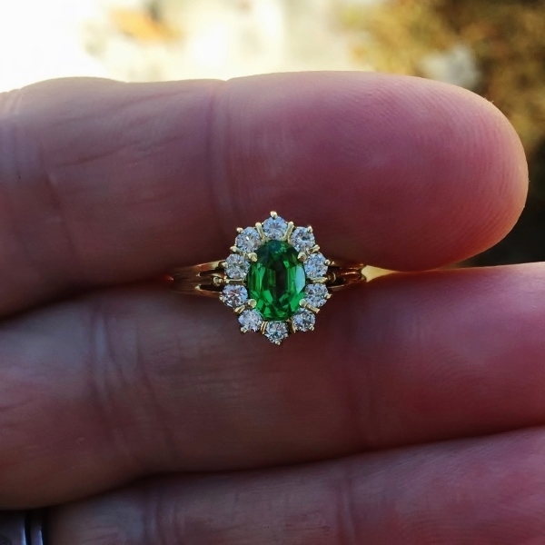 Natural Tsavorite Garnet and Diamond 14 kt Ring  Litnon.com