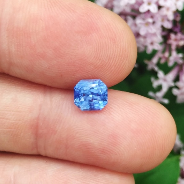Unheated! Natural Bright Blue Ceylon Sapphire 2.05 ct  Litnon.com