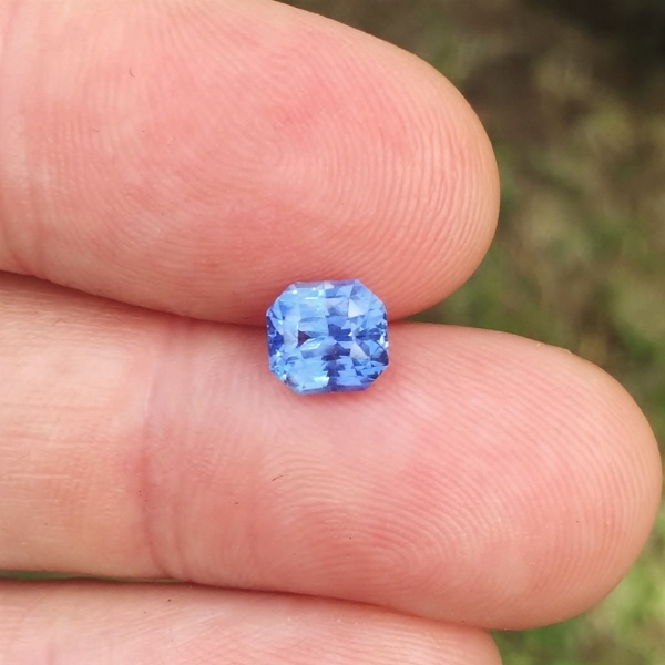 Unheated! Natural Bright Blue Ceylon Sapphire 2.05 ct  Litnon.com