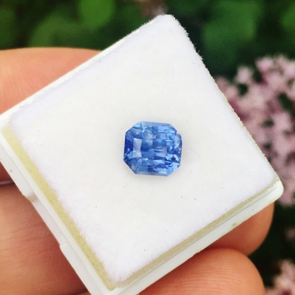 Unheated! Natural Bright Blue Ceylon Sapphire 2.05 ct  Litnon.com