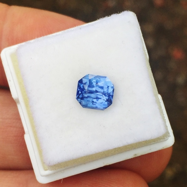 Unheated! Natural Bright Blue Ceylon Sapphire 2.05 ct  Litnon.com