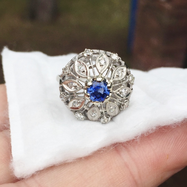 Antique 14 karat White Gold Diamond and Sapphire Ring Litnon.com