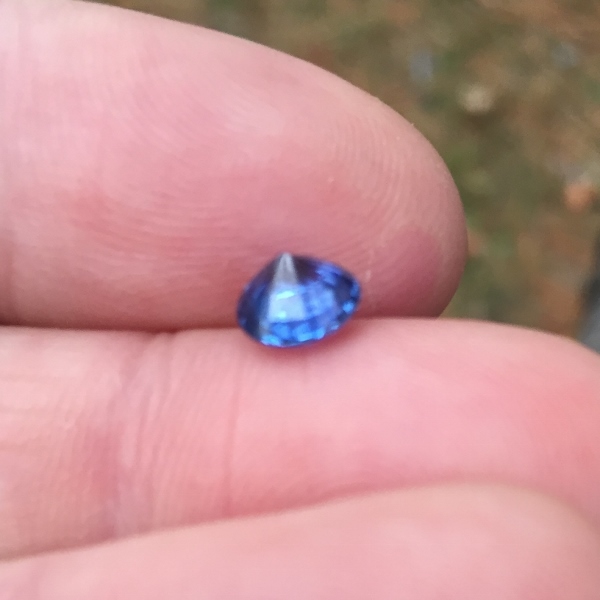 Bright and Rich Royal Blue Natural Ceylon Sapphire  Litnon.com