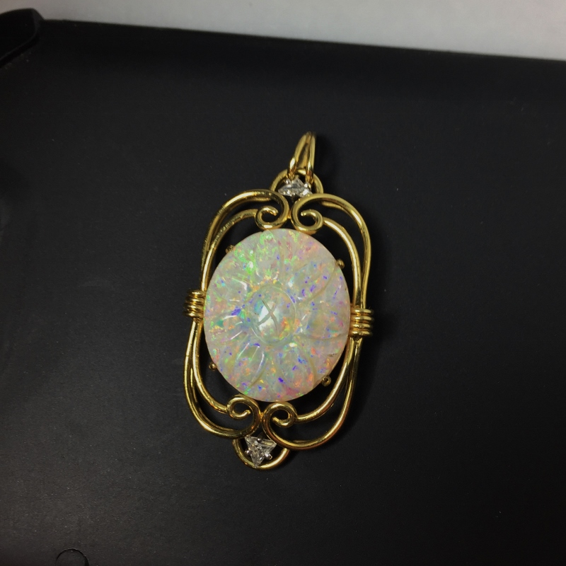Multi-Color Fire Vintage 18 kt Carved Australian Opal Pendant  Litnon.com